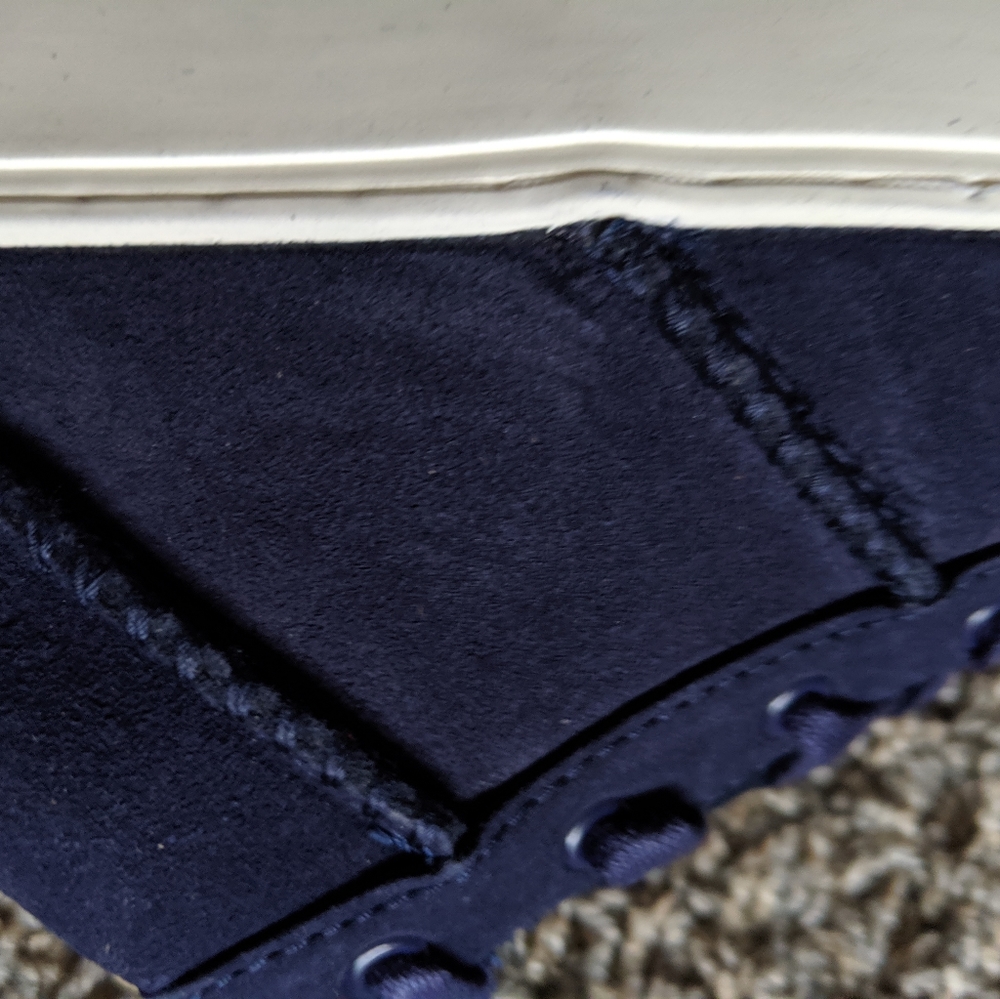 Uggs blue suede shoes - Picture 7 of 8